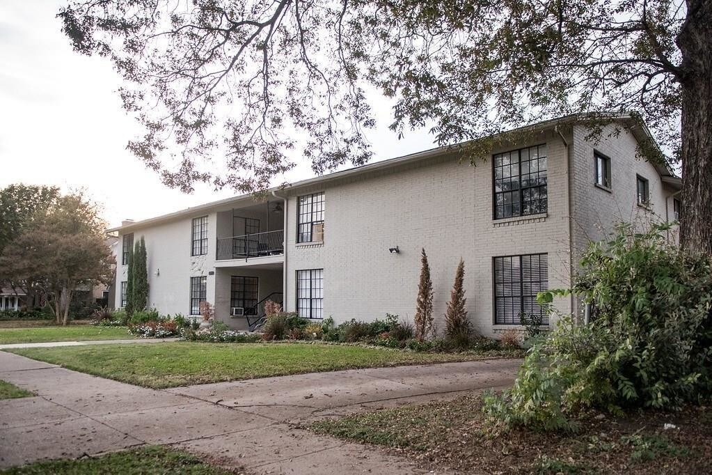 Building Photo - 5317 Junius St
