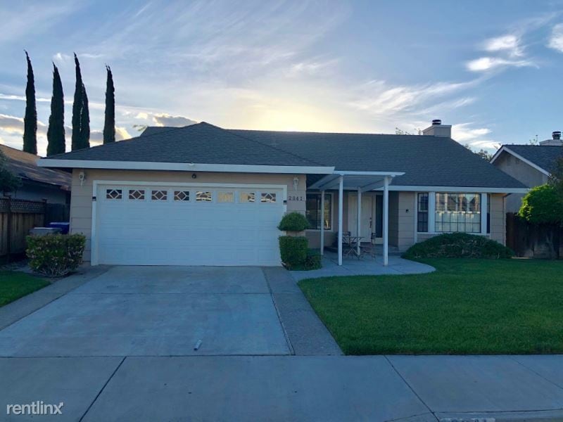 Primary Photo - 3 br, 2 bath House - 2041 Stanford Ct