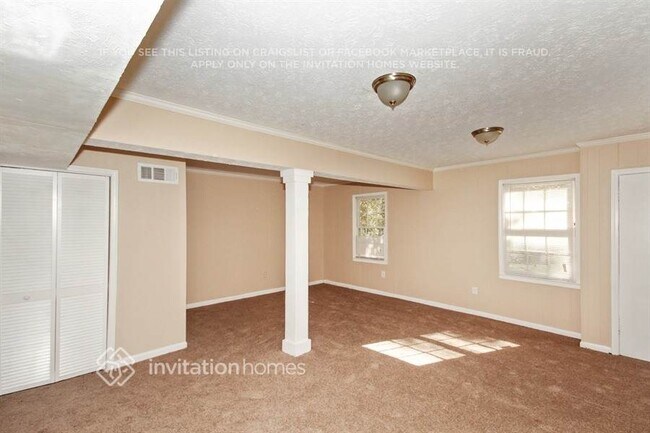 Foto del edificio - 1165 Golden Cir SW