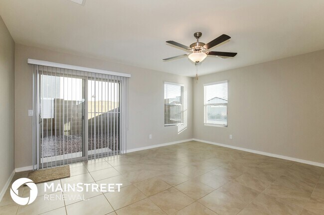 Foto del edificio - 3939 S 82nd Dr