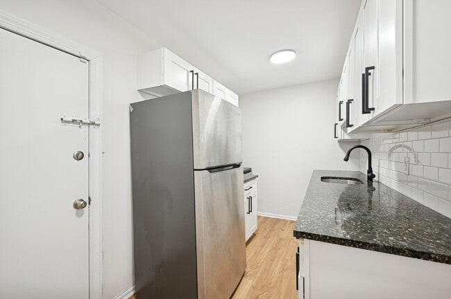 Foto del edificio - 806 N Brooklyn St