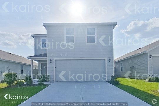 Building Photo - 8656 SW 43rd Ter