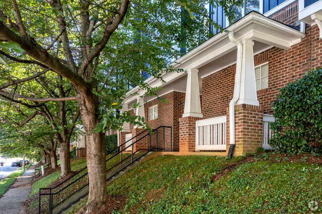 Building Photo - Walnut Hill Condominiums