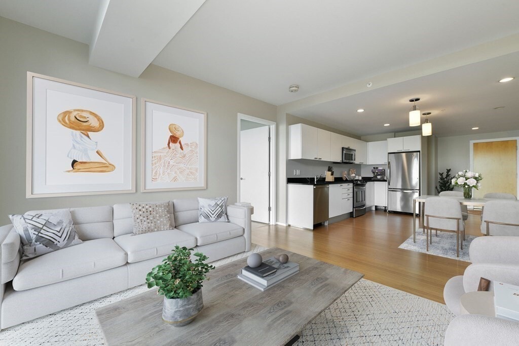 Primary Photo - 2 Earhart St