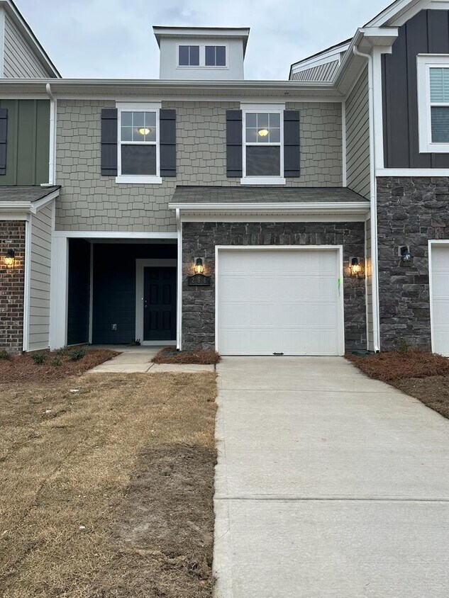 266 Harpers Run Ln, Wesley Chapel, NC 28104 Townhouse for Rent in