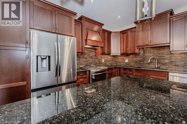 Building Photo - 435 Winchester Dr