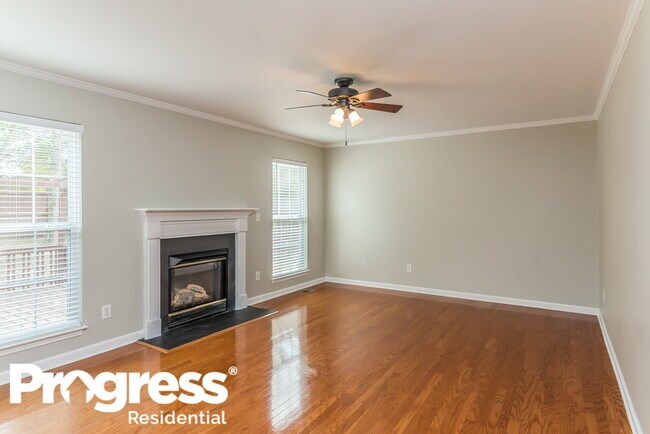 Foto del edificio - 117 Claybrook Ln