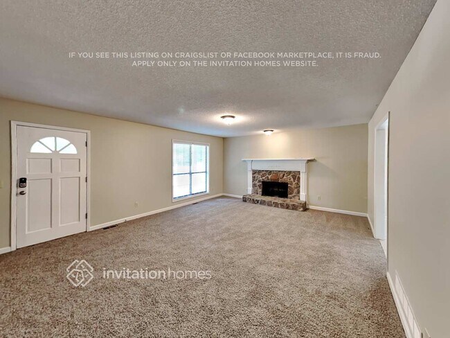 Foto del edificio - 6101 Crabapple Pl