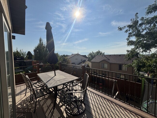 Foto del edificio - 4744 Silver Mountain Rd