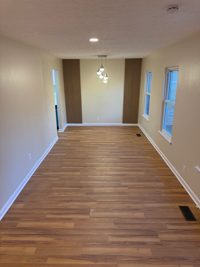 Foto del edificio - 810 Summer Hill Ln