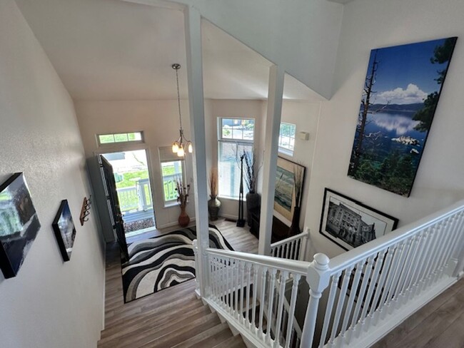 Foto del edificio - Large and lovely 3Bd home in the Tahoe Key...