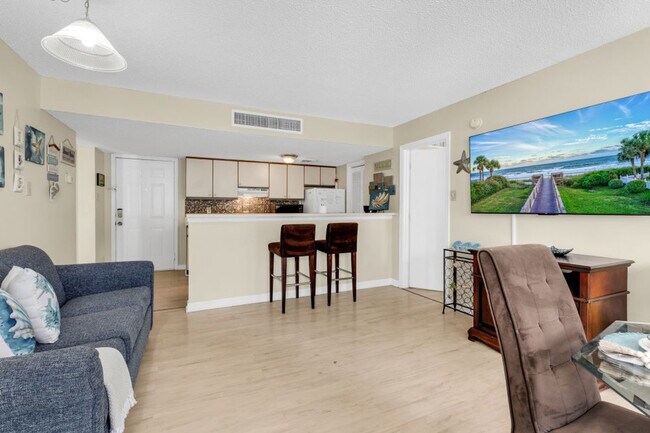 Foto del edificio - 983 Cayman Ct