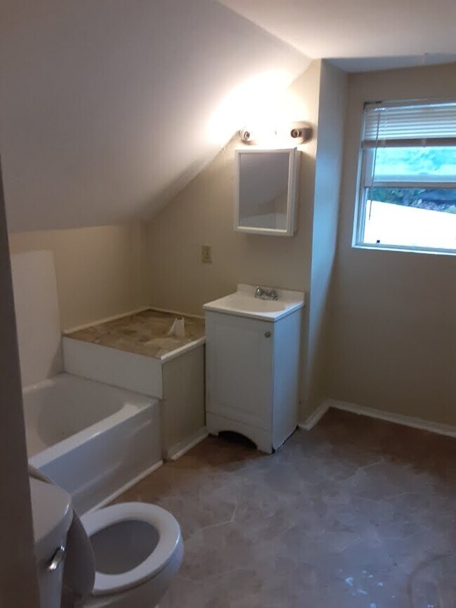 Foto del edificio - 3668 Burr St