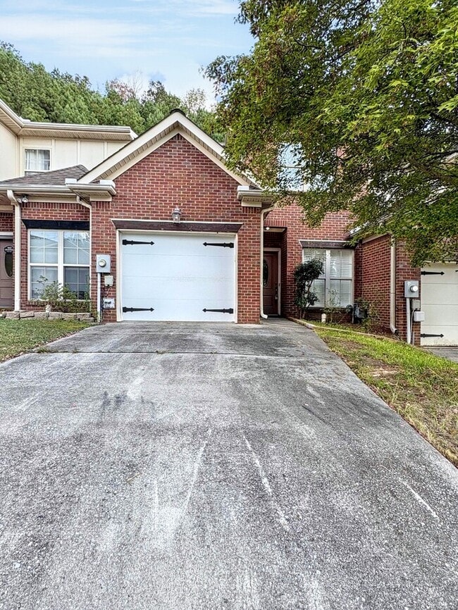 Building Photo - 5808 Colony Ln