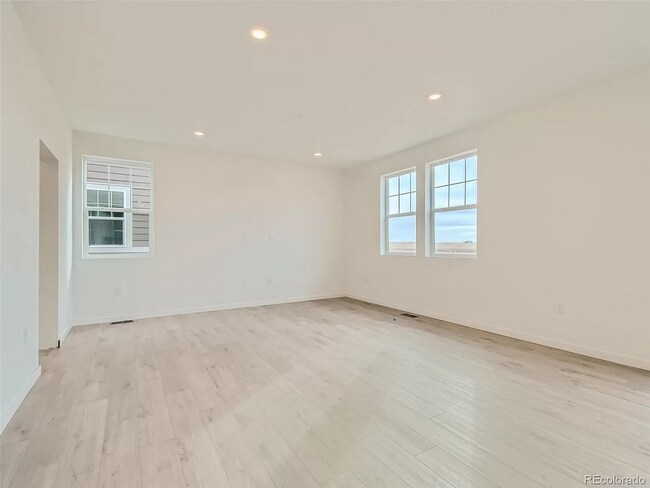 Foto del edificio - 13102 E 99th Pl