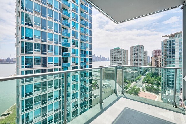 Foto del edificio - 1 Shore Ln