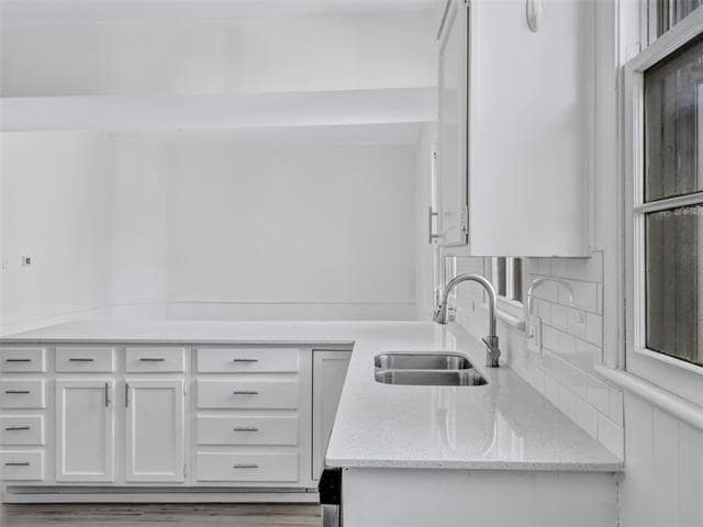 Building Photo - 827 S Crockett St