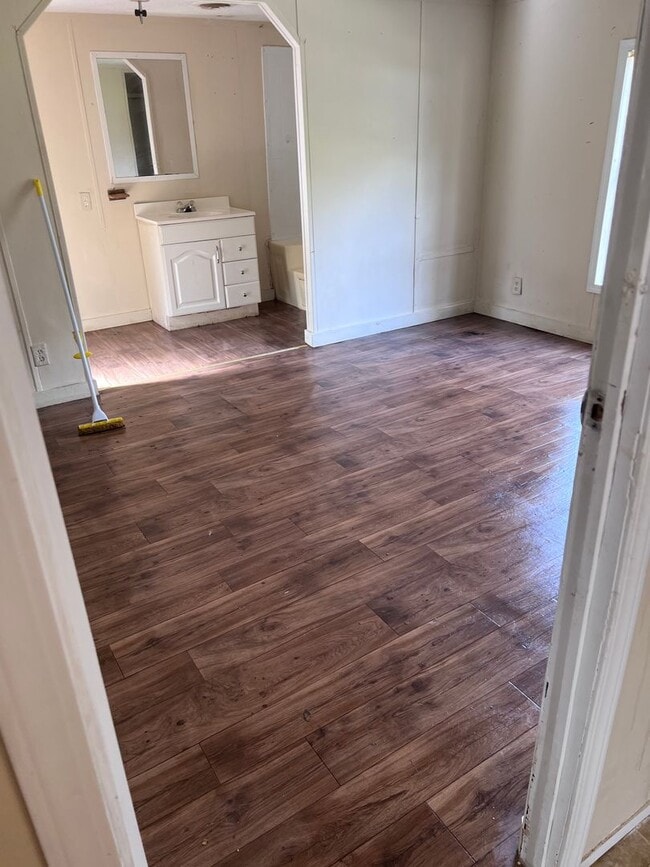 Building Photo - 30044 Old Hwy 6