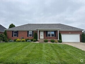 Building Photo - 576 Circle Valley Dr