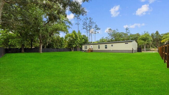 Foto del edificio - 30239 Clearview Dr