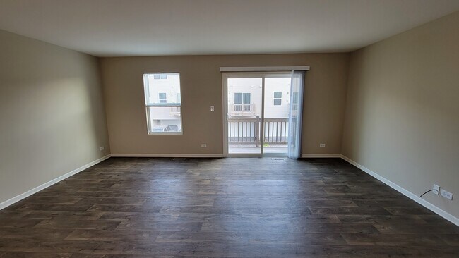 Foto del edificio - 2303 Upland Rd