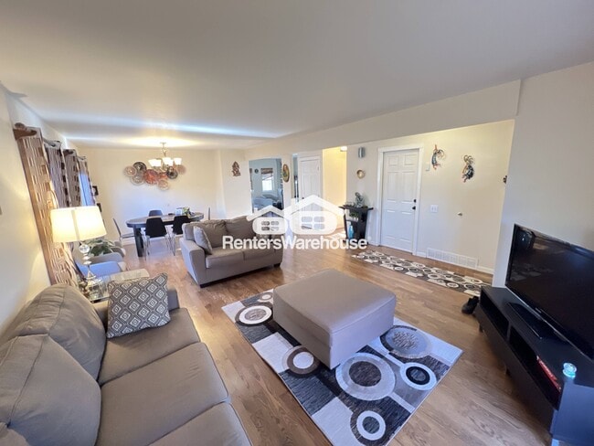 Foto del edificio - 8066 S Rosemary Ct