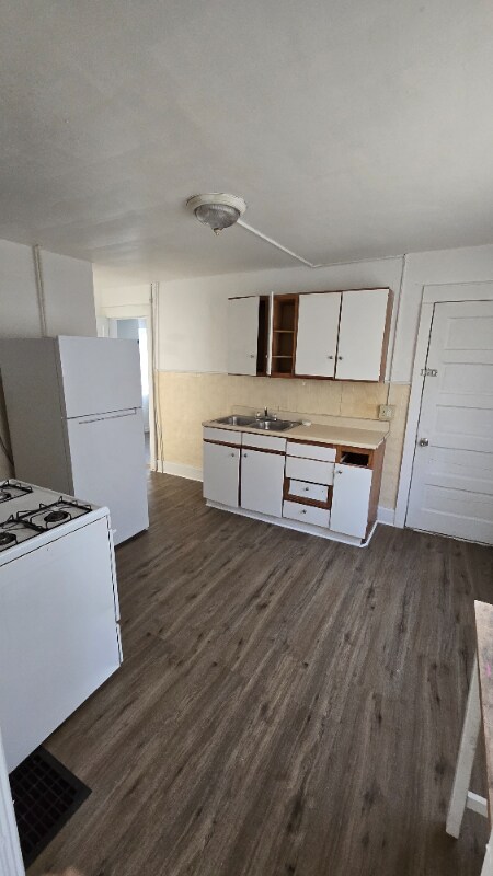 Foto del edificio - 1104 Monroe St