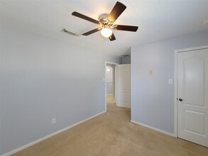 Building Photo - 7506 Boxwood Ridge Ln