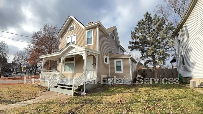 Building Photo - 333 Arlington Ave