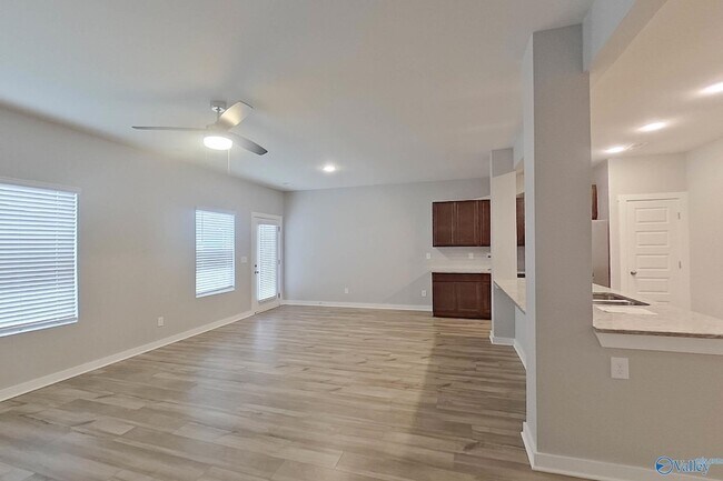 Foto del edificio - 7210 Chatfield Wy NW