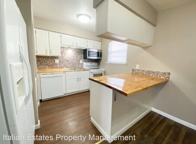Building Photo - 2 br, 1 bath House - 1315 Yuma St.