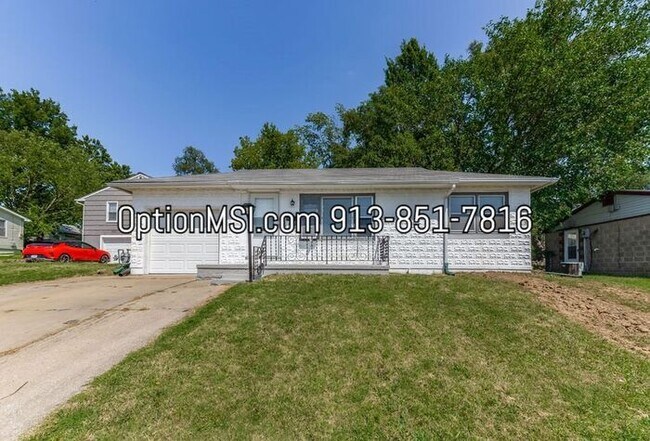 Building Photo - Cozy and updated 2 bedroom