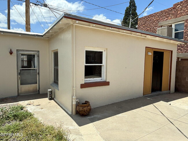 Building Photo - 3116 Wheeling Ave