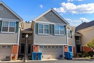 Building Photo - 3817 N Milwaukee Ave Building Photo - 3817 N Milwaukee Ave