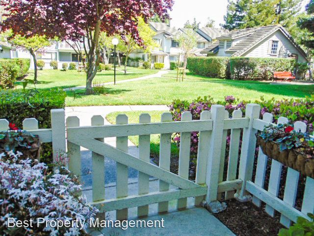 Building Photo - 2 br, 2.5 bath House - 34701 Woodhue Terrace