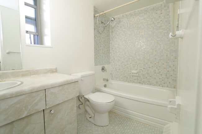 Bathroom - The Delisle Place