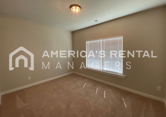 Building Photo - 170 Ridgeview Cir