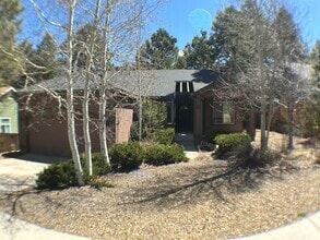 Building Photo - 877 W Lone Star Trail