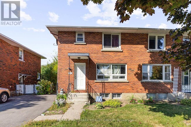Building Photo - 2632 Alta Vista Dr