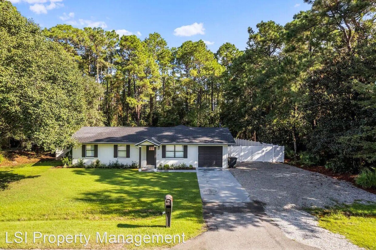 Primary Photo - 4 br, 2.5 bath House - 167 Markon Blvd