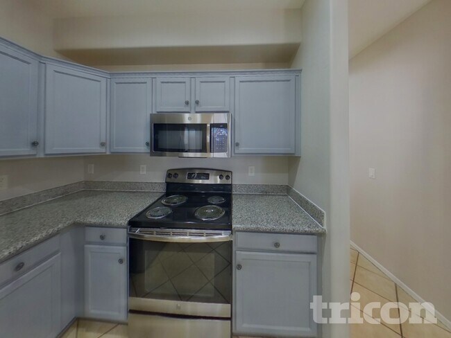 Foto del edificio - 22227 N 29th Dr