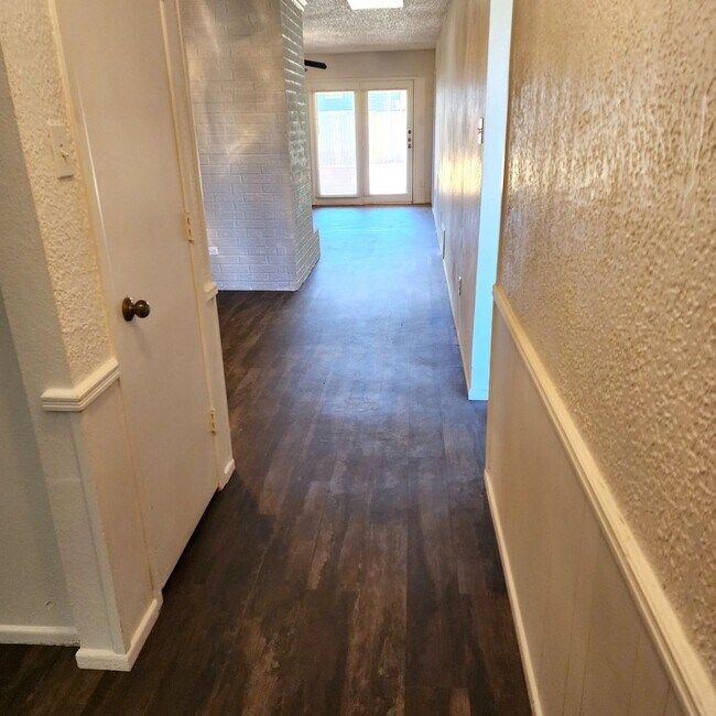 Foto del edificio - 1303 80th St