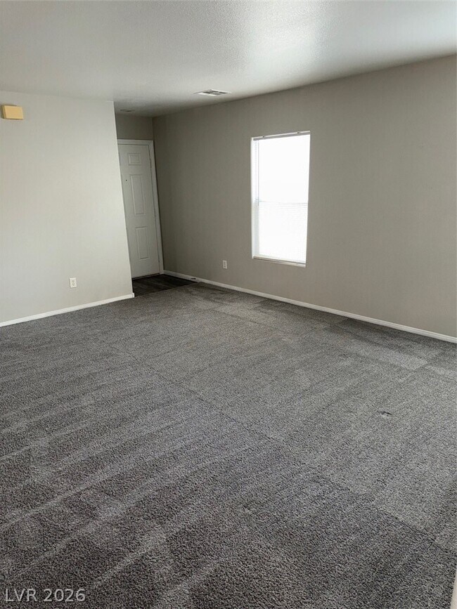 Foto del edificio - 7573 Hope Valley St