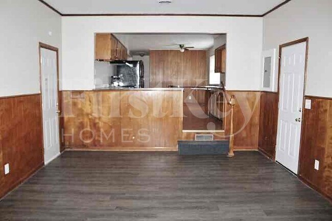 Foto del edificio - 5750 Wallingwood Dr