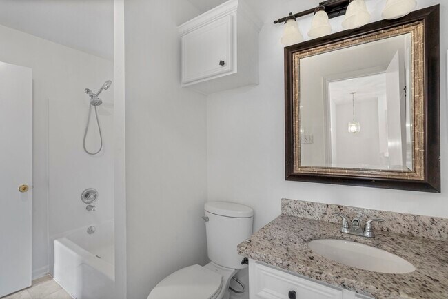Foto del edificio - 2106 Nettleton St