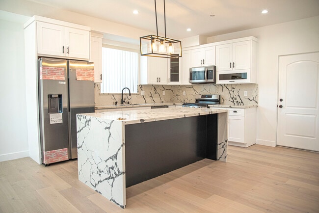 Foto del edificio - 3044 West Blvd