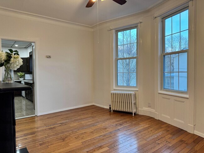 Foto del edificio - 48 Jefferson Ave