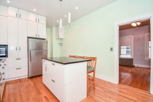 Foto del edificio - 86 Edwards St