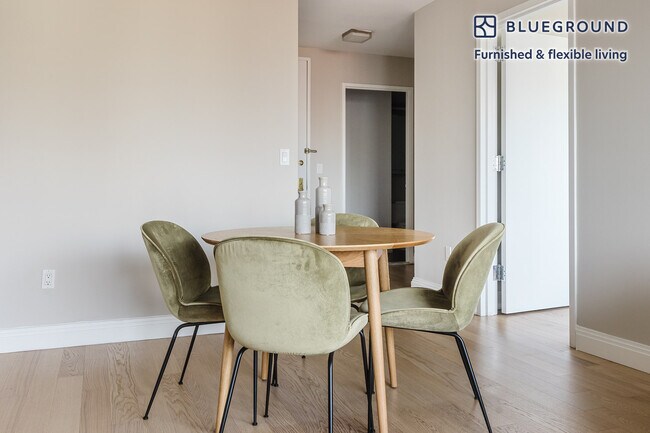 Foto del edificio - 345 E 94th St