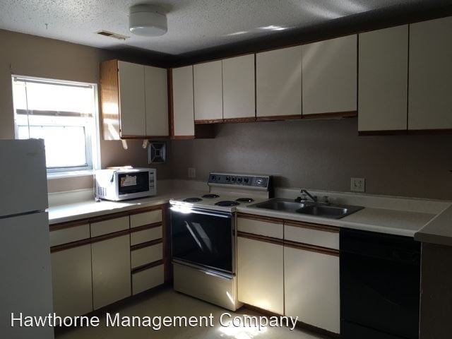Building Photo - 2 br, 1 bath House - 1615 Sylvan Lane, Uni...